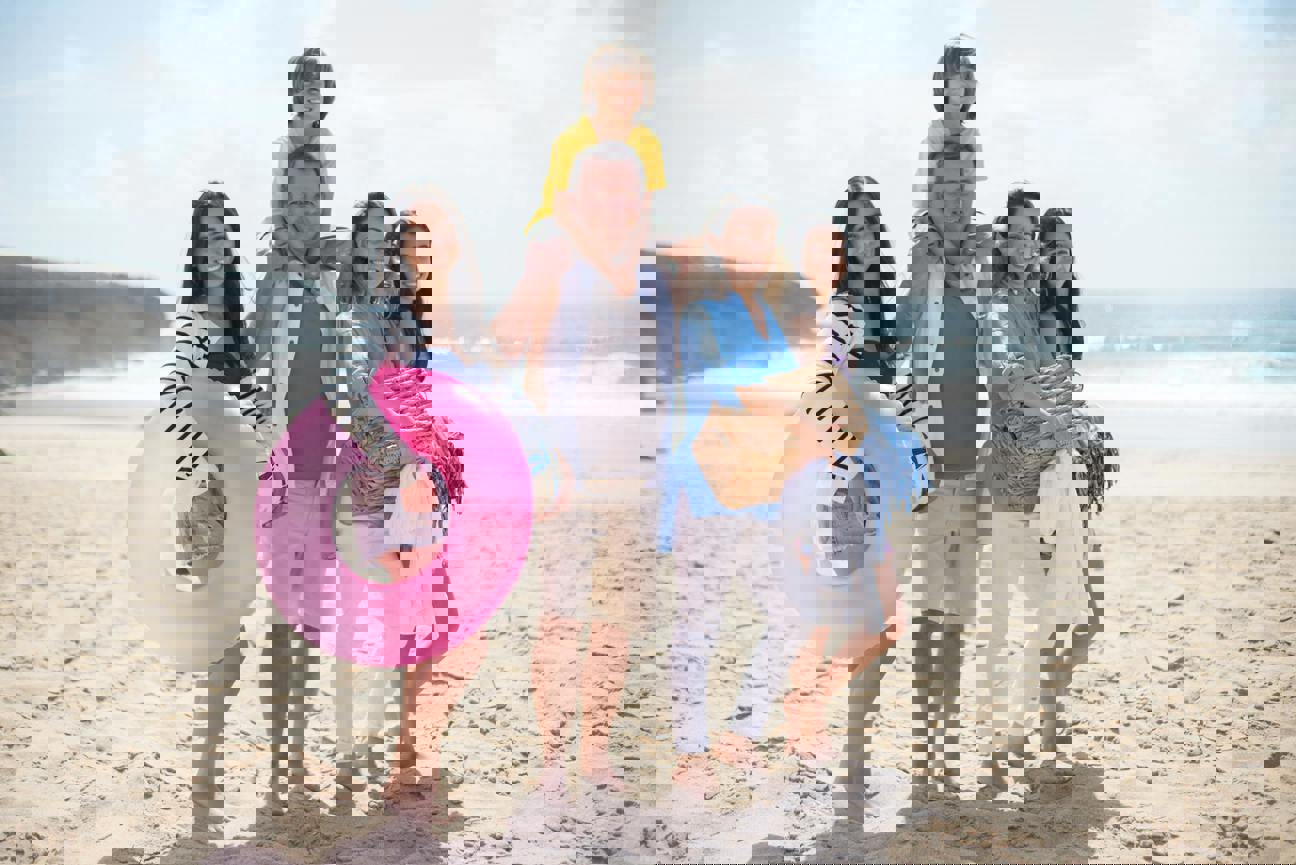 Rodinná dovolená u moře: Jak si užít svět a neprodat u toho ledvinu