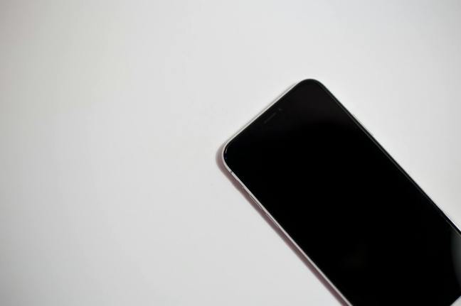 Konec starých pořádků v našich kapsách: Proč T-Mobile uklízí v tarifech