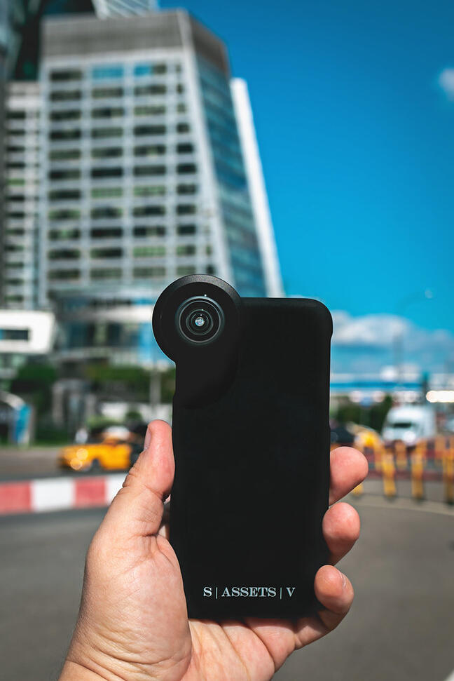 Nekonečné čekání na svobodný telefon aneb Proč hardware neodpouští